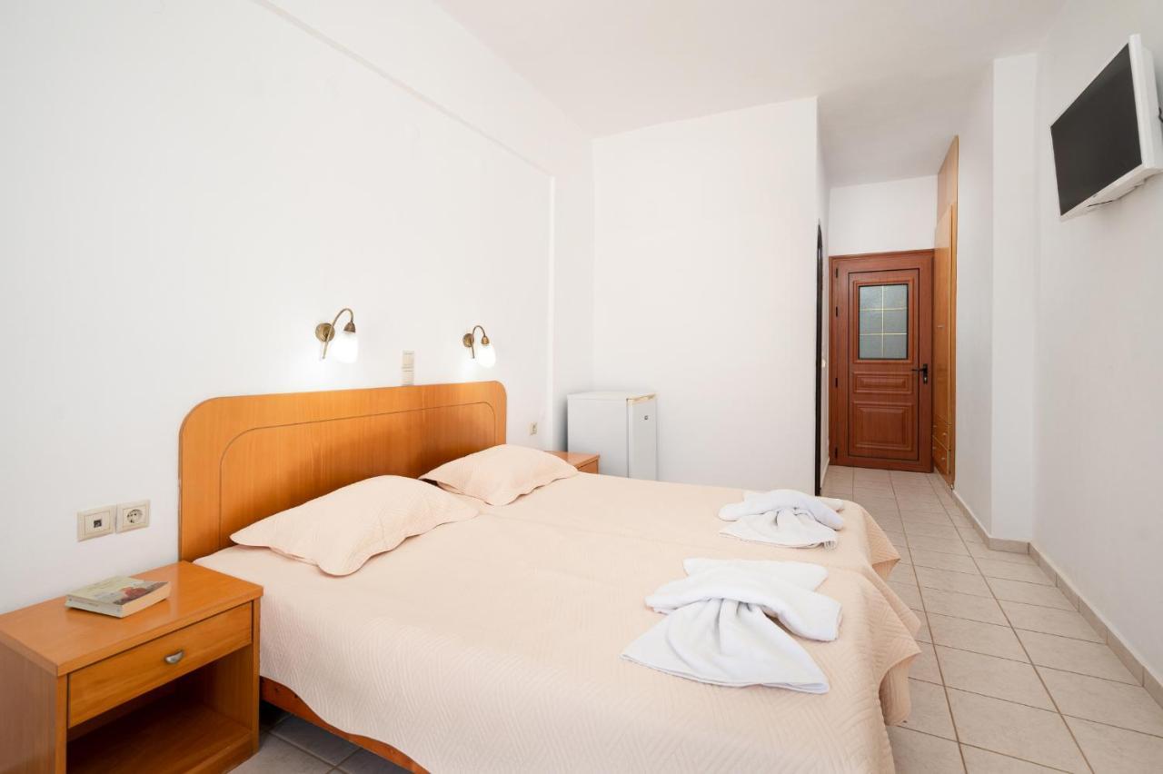 Adonis Hotel Agia Galini Exteriér fotografie