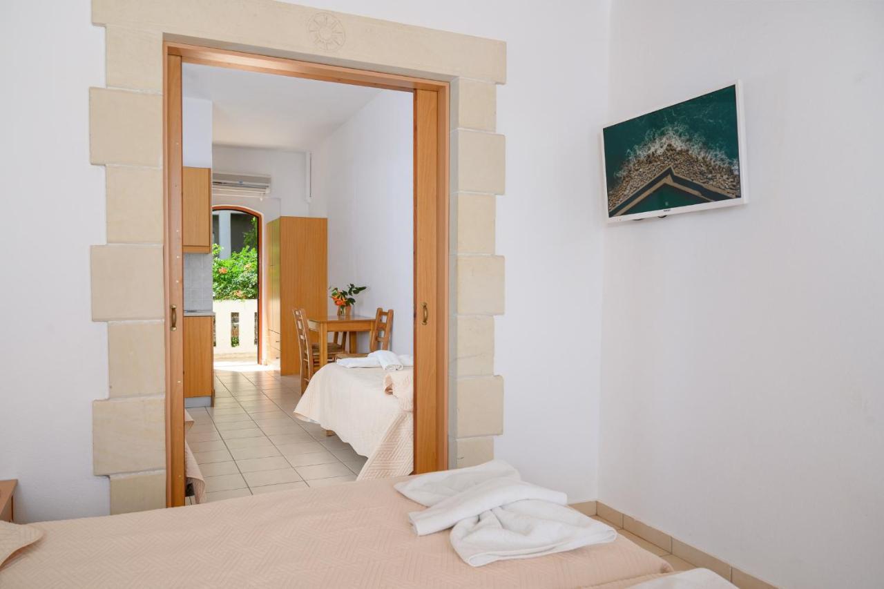 Adonis Hotel Agia Galini Exteriér fotografie